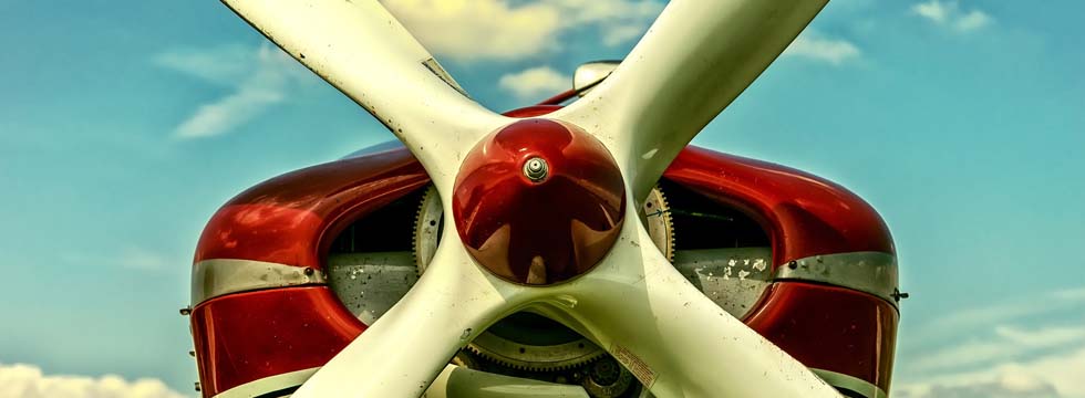 Klein- und Leichtflugzeug-Pflege